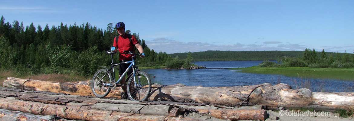 We offer guided cycling holidays with luggage transport on Kola Peninsula and not guided long distance cycling holidays without luggage transport for individuals.